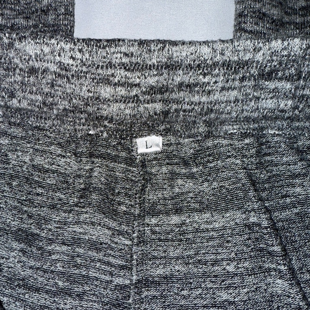 Aamikast Gray Button Up Pajama Set Size Large - Picture 8 of 10